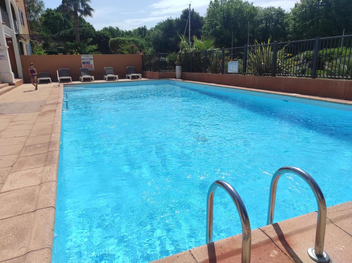 La Perle Rare Du Golf De Saint Tropez Apartment Cogolin Exterior photo